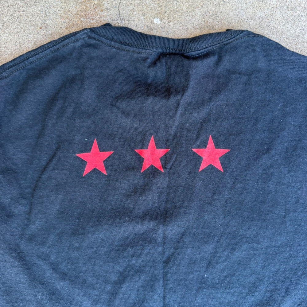 Saves The Day T Shirt Mens S Black Red Stars Graphic Emo Punk Rock Band Tee 00s - Picture 10 of 10